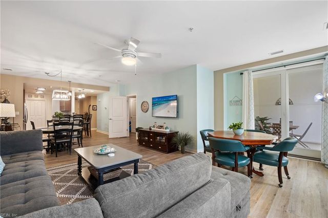 3738 Sandpiper Rd Unit 116B, Virginia Beach, VA 23456