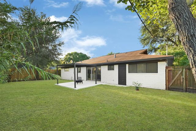 4834 Spellman Road, Houston, TX 77035