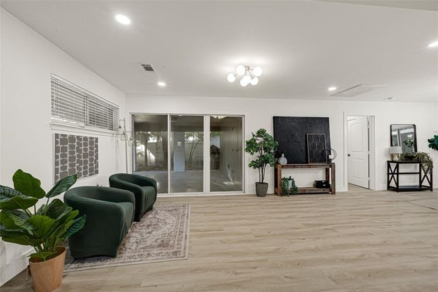 4834 Spellman Road, Houston, TX 77035