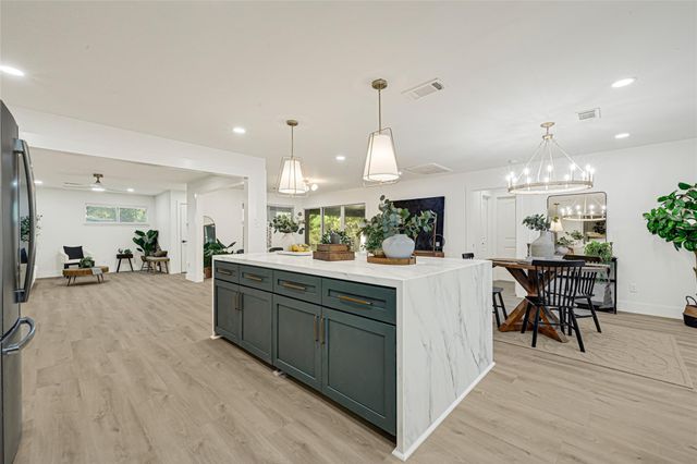 4834 Spellman Road, Houston, TX 77035