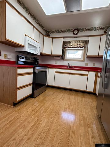 4201 Browning Street, Lincoln, NE 68516