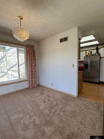 4201 Browning Street, Lincoln, NE 68516