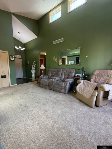 4201 Browning Street, Lincoln, NE 68516