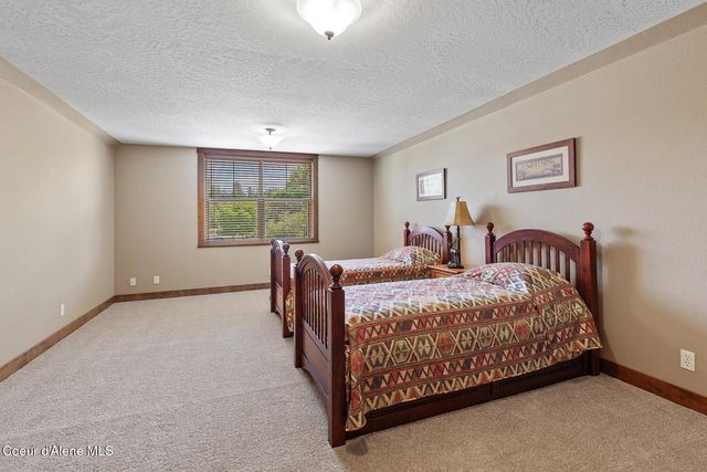 11477 N ROCKING R ROAD, Hayden, ID 83835