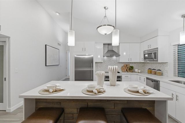 2521 N 87th Way, Scottsdale, AZ 85257