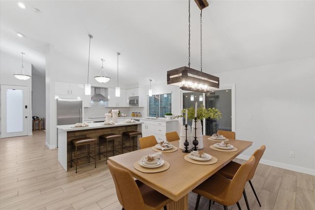 2521 N 87th Way, Scottsdale, AZ 85257