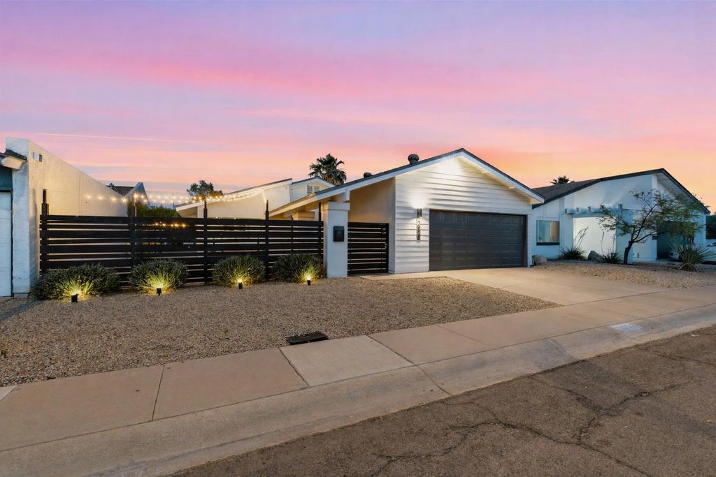 2521 N 87th Way, Scottsdale, AZ 85257