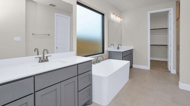 12010 Jacob Lane, Mont Belvieu, TX 77523