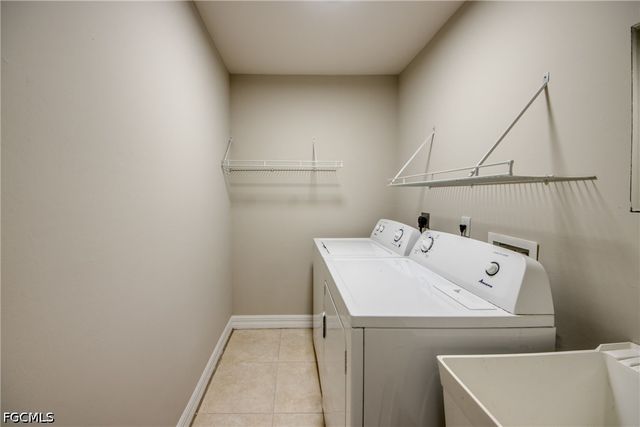 2937-3001 Santa Barbara BLVD 3001, Cape Coral, FL 33914