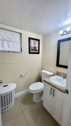 8850 Fontainebleau Boulevard 401, Miami, FL 33172