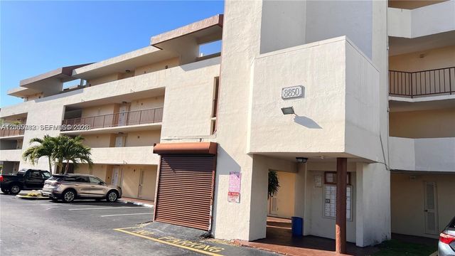 8850 Fontainebleau Boulevard 401, Miami, FL 33172