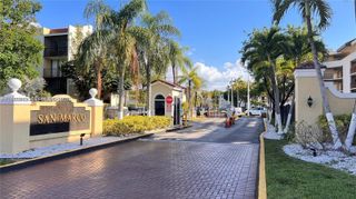 8850 Fontainebleau Boulevard 401, Miami, FL 33172