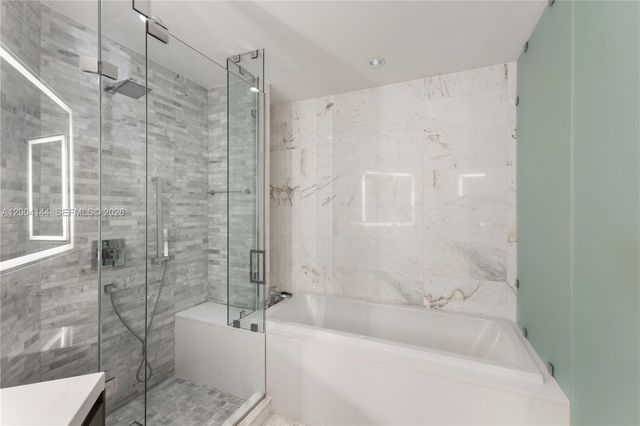 851 NE 1st Ave 4405, Miami, FL 33132