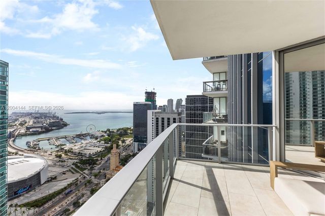 851 NE 1st Ave 4405, Miami, FL 33132