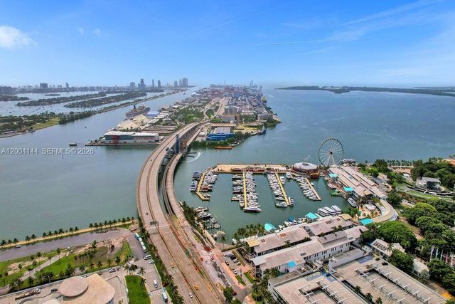 851 NE 1st Ave 4405, Miami, FL 33132