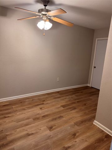 5541 3rd Street, Nevada, TX 75173