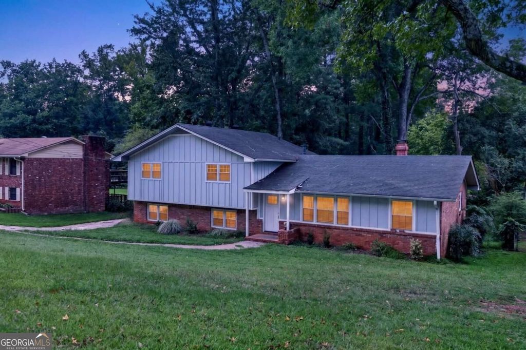 4373 Sun Valley Boulevard, East Point, GA 30344 — exterior
