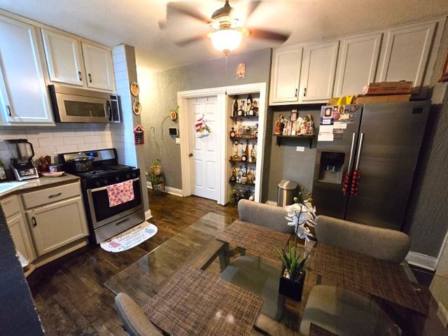 3645 S 53rd Avenue, Cicero, IL 60804
