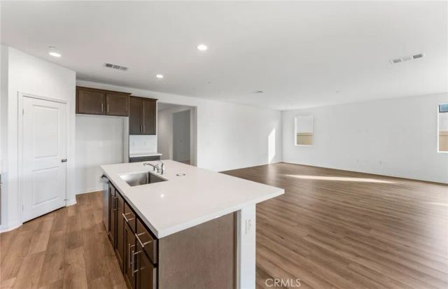 1568 Knott Court, Perris, CA 92571