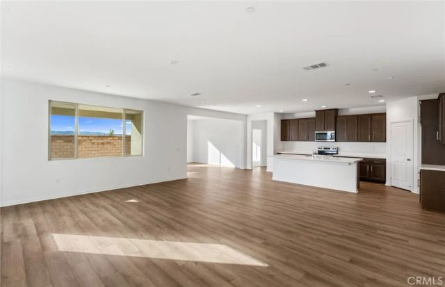 1568 Knott Court, Perris, CA 92571