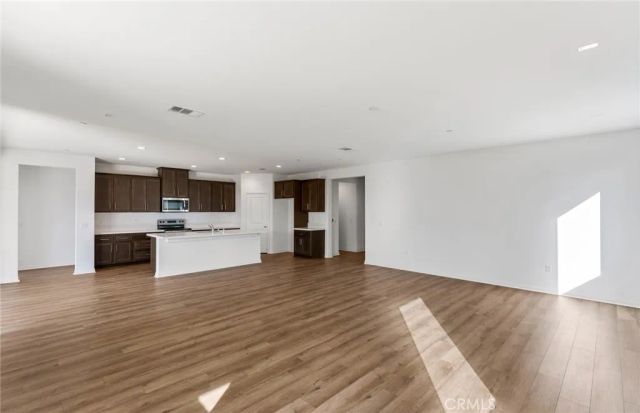 1568 Knott Court, Perris, CA 92571