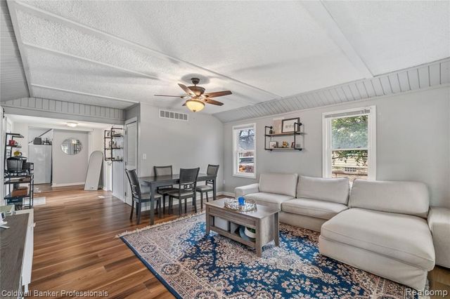 3040 Inman Street, Ferndale, MI 48220