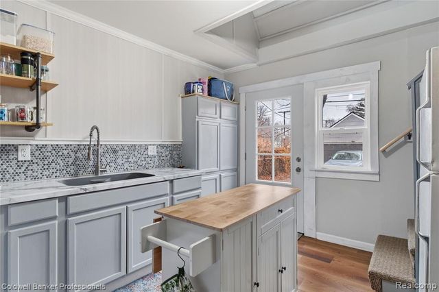 3040 Inman Street, Ferndale, MI 48220