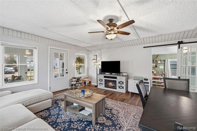 3040 Inman Street, Ferndale, MI 48220