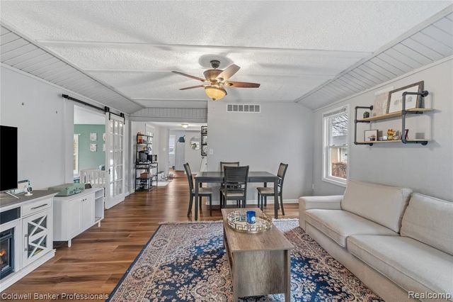 3040 Inman Street, Ferndale, MI 48220