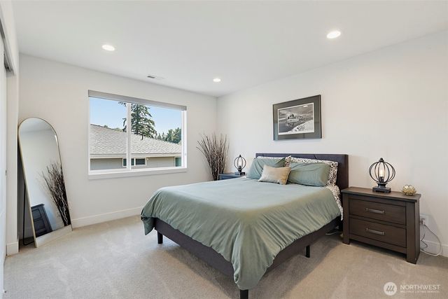 11815 SE 218th Place, Kent, WA 98031
