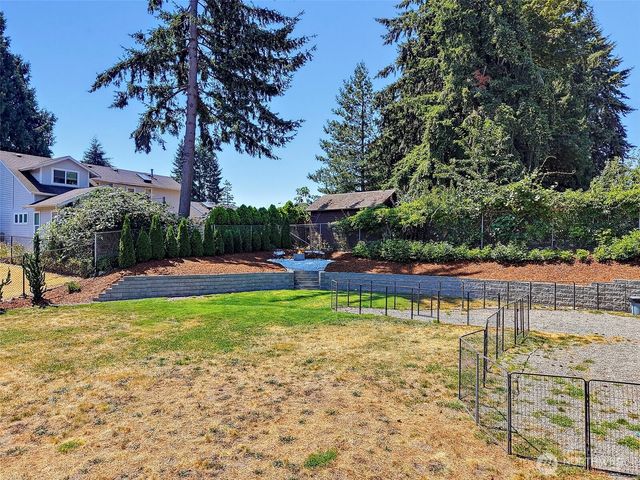 11815 SE 218th Place, Kent, WA 98031
