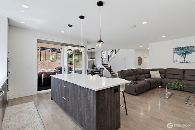 11815 SE 218th Place, Kent, WA 98031