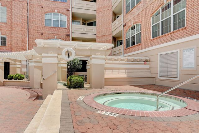 2111 Welch Street B109, Houston, TX 77019