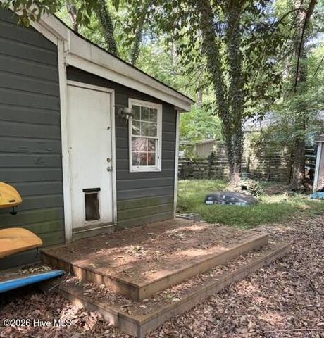 803 Branch Street, Chapel Hill, NC 27516