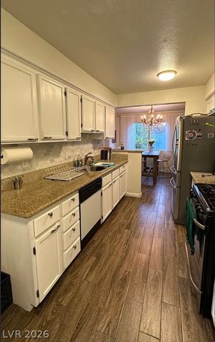 8433 Pacific Fountain Avenue, Las Vegas, NV 89117