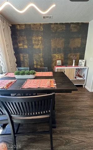 8433 Pacific Fountain Avenue, Las Vegas, NV 89117
