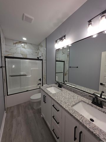 716 Trickey Lane, Jacksonville, AR 72076