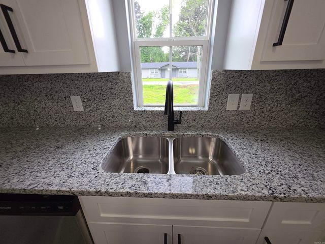 716 Trickey Lane, Jacksonville, AR 72076