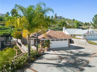 22825 Fir Court, Saugus, CA 91390
