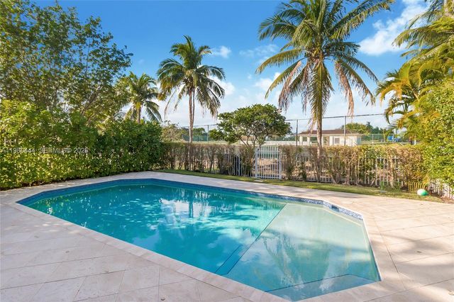 1651 NE 196th Street, Miami, FL 33179