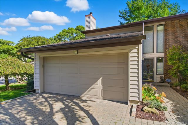 37 Maple Run Drive, Jericho, NY 11753