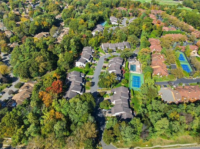 37 Maple Run Drive, Jericho, NY 11753