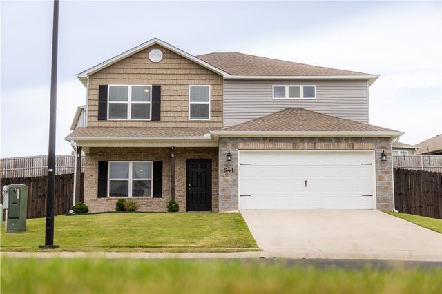 541 Woodcreek Loop, Lowell, AR 72745