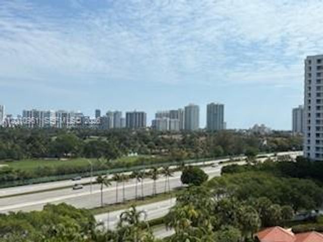 3300 NE 191st St 1011, Aventura, FL 33180