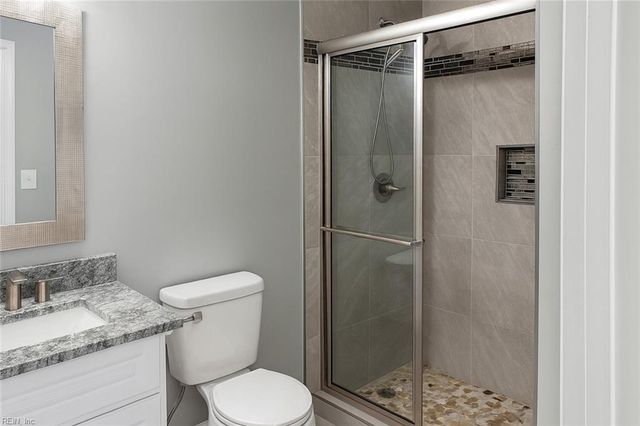 12758 Saint James Pl Apt C, Newport News, VA 23602