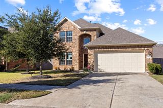 6527 Hunters Trace Lane, Baytown, TX 77521