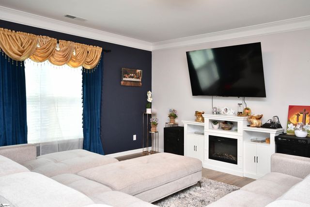 200 Whittier Street, Greenville, SC 29605