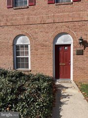 7307 BALTIMORE AVE #108, College Park, MD 20740