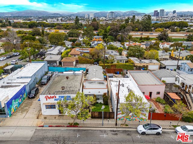 3011 Pico Boulevard, Santa Monica, CA 90405