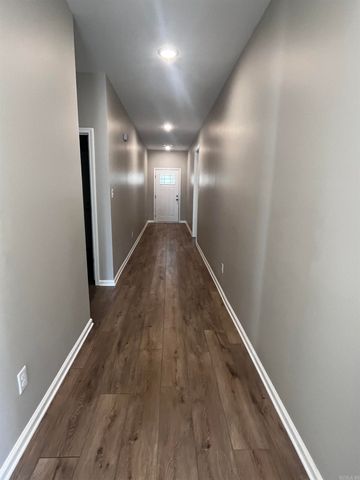 1825 Pinecroft, Benton, AR 72015